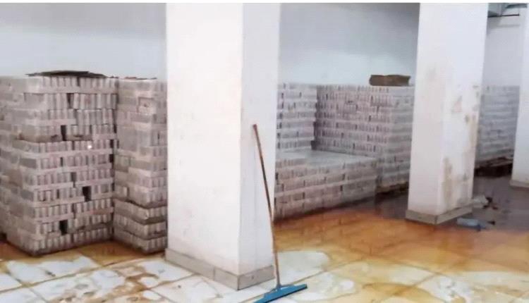 ضبط 12 ألف كرتون مشروبات فاسدة في عدن قبل ضخها بالأسواق