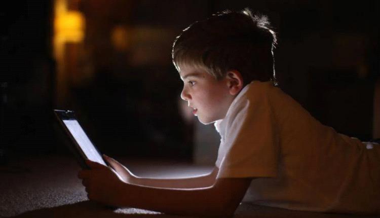 فيديوهات قصيرة تأثيرات طويلة تهدد تركيز الأطفال ونومهم وقدرتهم على ضبط النفس  