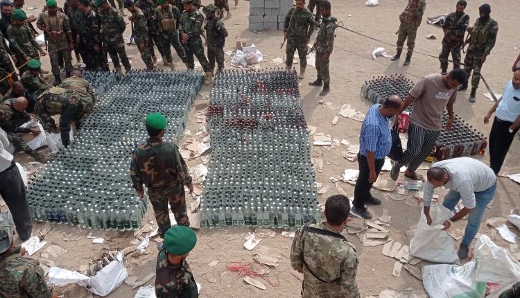 للمرة الثانية خلال شهر.. إتلاف كمية كبيرة من الخمور المهربة 
