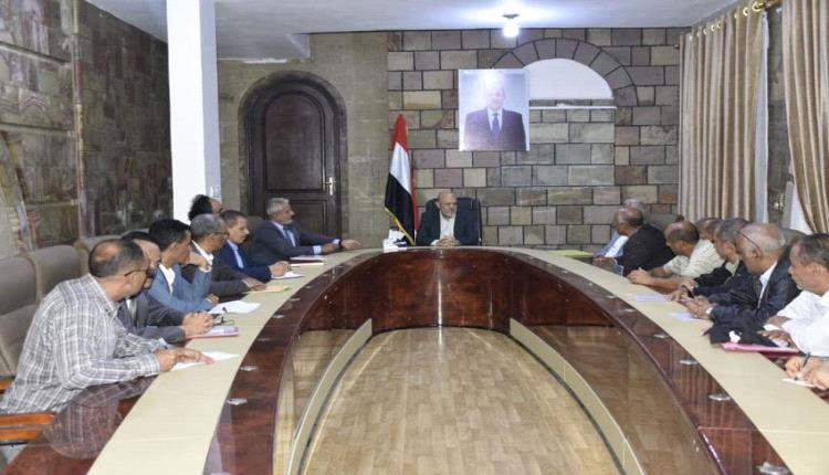 سلطة تعز يقر تشكيل لجنة لحصر مواقع المحولات الكهربائية ومنع نقلها