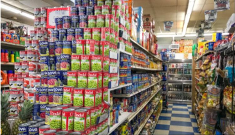 السفارة الأمريكية تكشف عن إدارة اليمنيين نصف المتاجر في نيويورك