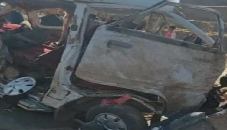 حادث مروري مروع يهز إب.. وفاة وإصابة 12 شخصًا 