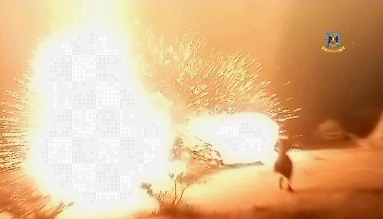 القوات الجنوبية تكسر هجوم حوثي وتستهدف ثكنات المتمردين بعملية نوعية في جبهة كرش