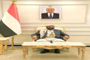 حزب الإصلاح في مأرب يهاجم الشيخ سلطان العرادة بعد تصريحاته الصادمة للإخوان