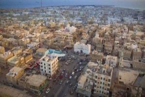 اشتباكات عنيفة في وادي حضرموت.. النخبة الحضرمية تحاصر عناصر القاعدة وتُسقط قيادي بارز