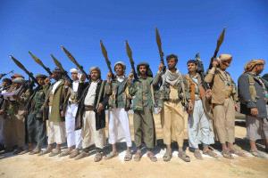 الحوثيون يتمرّدون على طهران… هل اقترب محور المقاومة الإيراني من نهايته؟