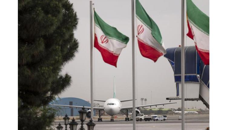 إيران تغلق مجالها الجوي جزئياً أمام الرحلات الدولية