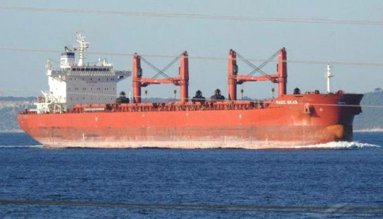 غرق سفينة "ماجيك سيز" في البحر الأحمر.. جريمة جديدة للحوثيين