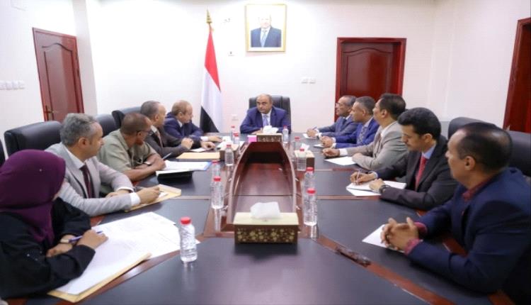 توجيهات حكومية لتصحيح قوائم الابتعاث في الخارج