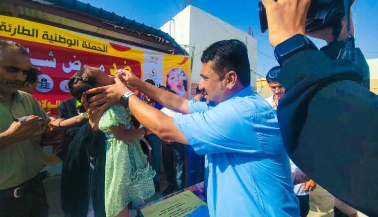 تحصين 488 ألف طفل وطفلة من شلل الأطفال في اليوم الأول للحملة