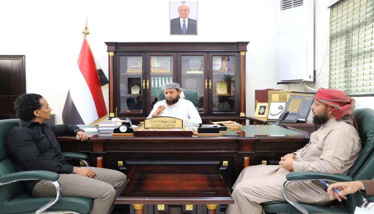 نائب وزير الاوقاف يستقبل رئيس القيادة المحلية للانتقالي الجنوبي في عدن