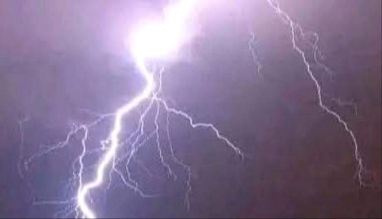 عشرات القتلى في صواعق رعدية بشرق الهند