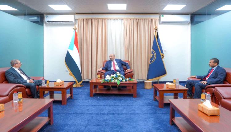 "الزُبيدي" يؤكد دعمه الكامل لجهود إصلاح وتفعيل المنظومة القضائية