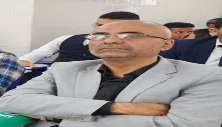 الحوثي يختطف العقول: مداهمات مسلّحة تطال أكاديميين وموظفين في هذه المحافظة