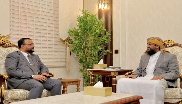 المحرّمي يبحث واقع البنية التحتية وأولويات مشاريع الطرق في المحافظات المحررة