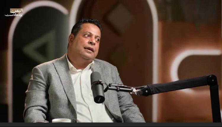 10 سنوات ما قرأت؟.. الخراز يجلد المذحجي ويفضح تورط مركز صنعاء بتمويلات سوروس وتلميع الحوثي