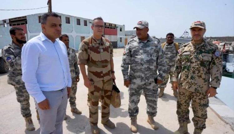 وفد عسكري فرنسي يصل الساحل الغربي ويشيد بمستوى خفر السواحل 