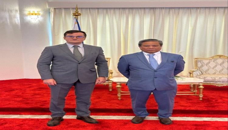 تحرك روسي فلبيني يبحث أزمة البحارة المحتجزين وتصعيد الحوثيين في البحر الاحمر