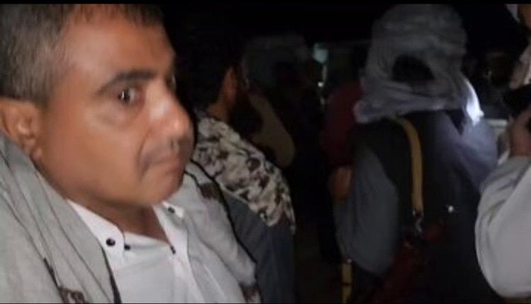 القوات الحكومية تحرر قيادي حوثي مع جثة عنصر بالجماعة من الأسر في لحج.. أسماء