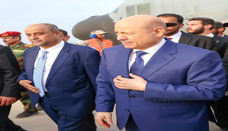 رئيس الحكومة يعود بـ"تفويض الطوارئ".. ووعود بمواجهة الانهيار الاقتصادي وتخفيف معاناة عدن
