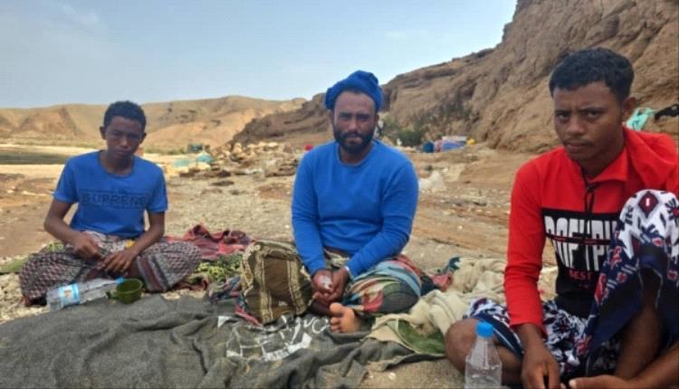 عدن.. نجاة 4 صيادين بعد أيام من فقدانهم في عرض البحر