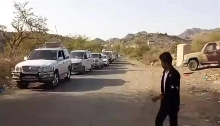 طريق الموت المالي.. الحوثي يحوّل شريان عدن -صنعاء إلى فخ جبايات ونهب المساكين