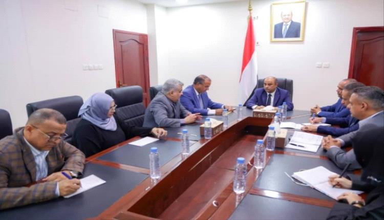 الحكومة تحضر لمسح ميداني حول مشروع الحوالات النقدية 