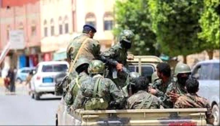 ذُعر في صنعاء.. الحوثيون يداهمون منازل أجانب ويتهمونهم بالتجسس لإسرائيل وأمريكا