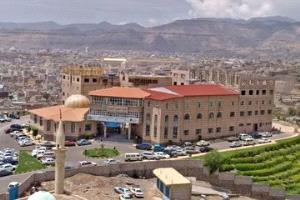 بقرار حوثي جديد.. جامعة العلوم تتحوّل إلى حوزة طائفية جديدة بيد شرف الدين