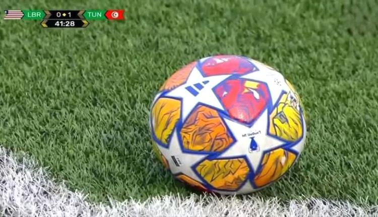 آرسنال يسحق ليفربول برباعية في الدوري الإنجليزي