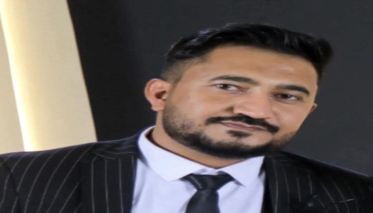 الصحفي عوضه ينجو بجلده من صنعاء إلى مكان آمن