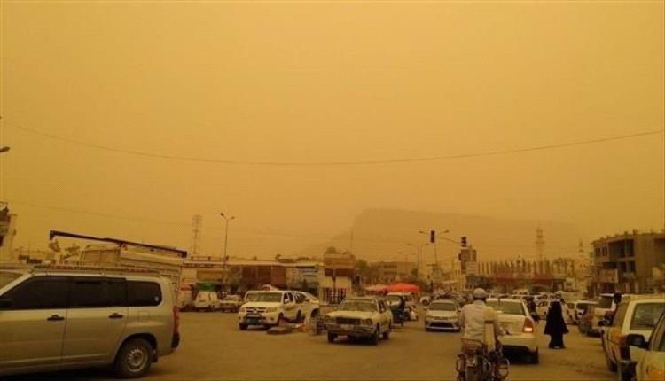 محافظات يمنية مقبلة على موجة غبار شديدة.. اسماء المحافظات