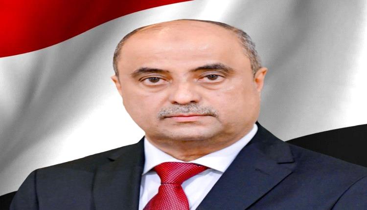 نساء عدن يُشعلن غضب شعبي ويجبرن رئيس الوزراء على التعهد بحلول عاجلة ويصدر توجيهات فورية