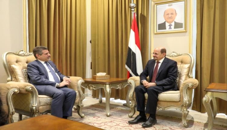 شائع يلتقي السفير الأمريكي: تأكيد على دعم واشنطن واستئناف المساعدات
