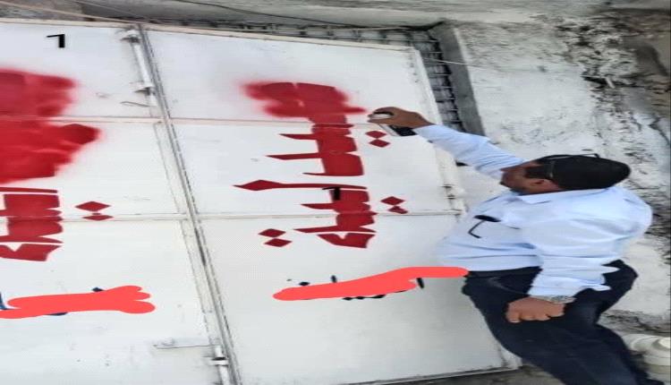 "مافيا الصيدليات" في تعز.. سمٌّ يباع على الأرصفة وفسادٌ يقتل المرضى بصمت