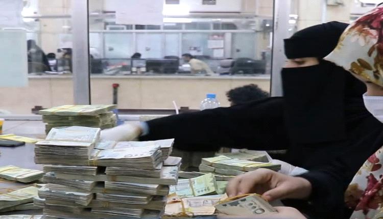 سعر الدولار والسعودي أمام الريال اليمني اليوم الخميس