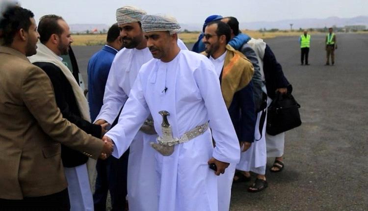 الشميري يفتح النار: عمان وقطر مخارج طوارئ للحوثي وإيران.. وقناة الجزيرة تصنع الضحايا