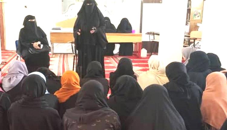 فضيحة كبرى: عبدالملك الحوثي يجرّ آلاف البنات في صنعاء إلى معسكرات خطيرة