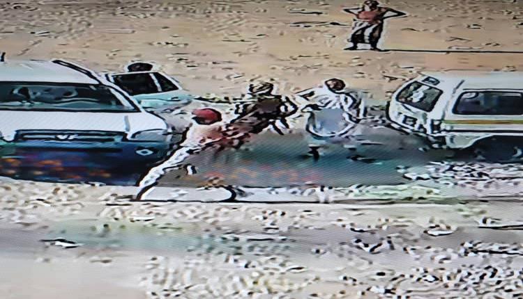 كمين في قلب تعز.. مسلحو الإخوان يهاجمون نجل تاجر شهير بوحشية وسط صمت أمني مريب