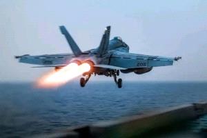 24 غارة أمريكية وانفجارات عنيفة تهز صنعاء