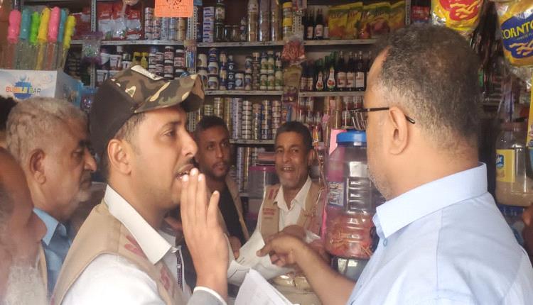 مدير عام مديرية التواهي يواصل حملة رقابية ناجحة لمراقبة وضبط الأسعار وحماية المستهلك