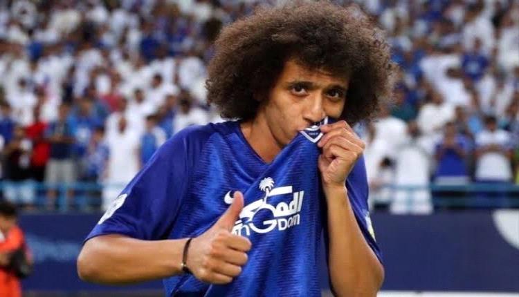 نجم منتخب الإمارات عموري يعلن اعتزال اللعب نهائيا