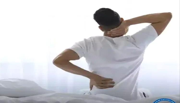 تؤدي الى مشكلات في العمود الفقري.. تجنب هذه الوضعيات خلال النوم