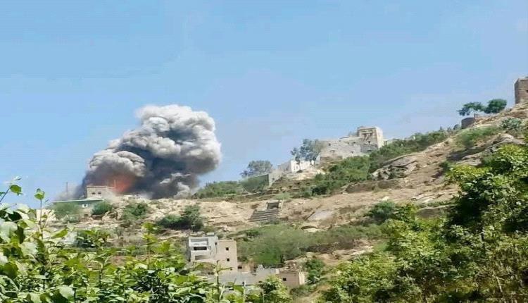 غارة جوية تستهدف موقعا في صعدة كان يتواجد فيه عبدالملك الحوثي