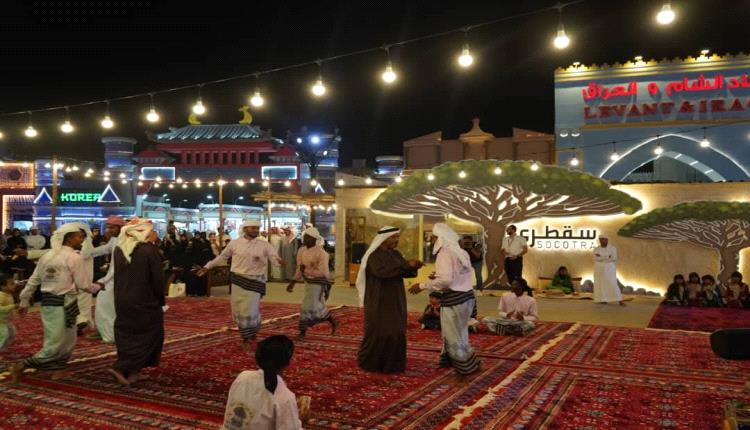 سقطرى تفتن زوار مهرجان الشيخ زايد.. تتألق في سماء أبو ظبي