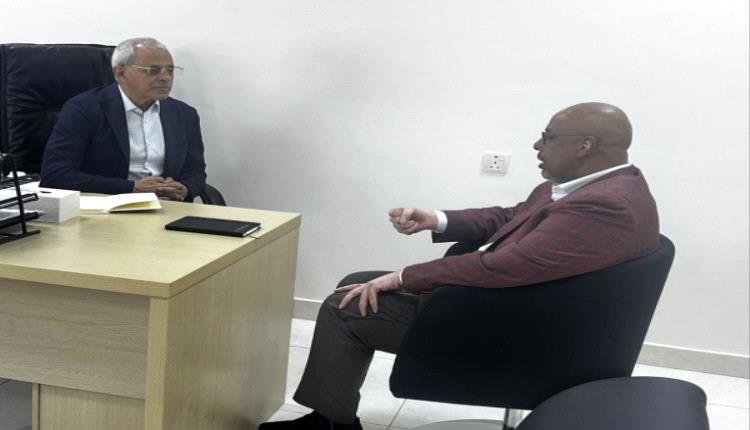 الحكومة تؤكد على خطة عاجلة لسد فجوة وصول المساعدات بعد إغلاق الحوثي مكاتب الأمم المتحدة