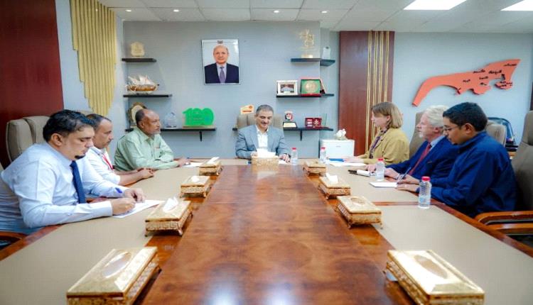وفد من حكومة هولندا يصل عدن لتطوير مؤسسة المياه