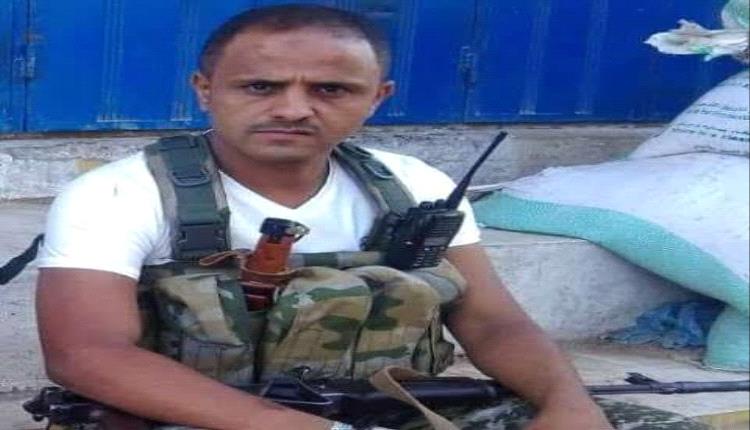 مدير أمن صالة بتعز يحتل منزل مواطن منذ 7 سنوات ويشرد أم وسبع بنات و3 أبناء