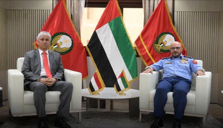 لقاء يمني اماراتي يبحث مجالات الدفاع