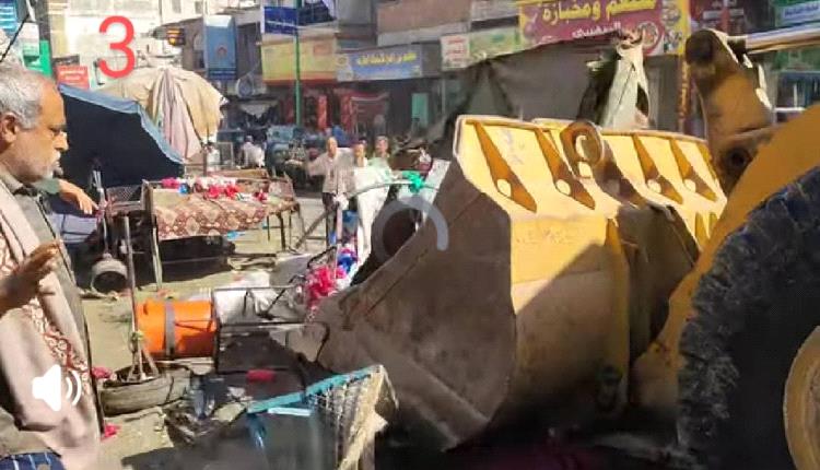 كارثة في قلب تعز.. حملة إزالة العشوائيات تطيح بأرزاق ألفي أسرة وتُبقي أكشاك المحسوبين محصّنة